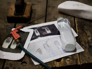 Lasvit navrhl křišťálové trofeje pro medailisty z olympiády. Každá je originálem