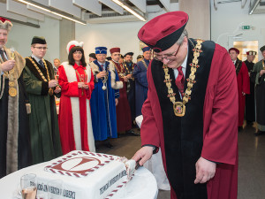 Poslední den ve funkci rektora. Miroslav Brzezina post opouští po osmi letech