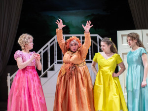 Pýcha a předsudek jinak, s humorem a jako kus pro 6 hereček. Česká premiéra už dnes v Liberci