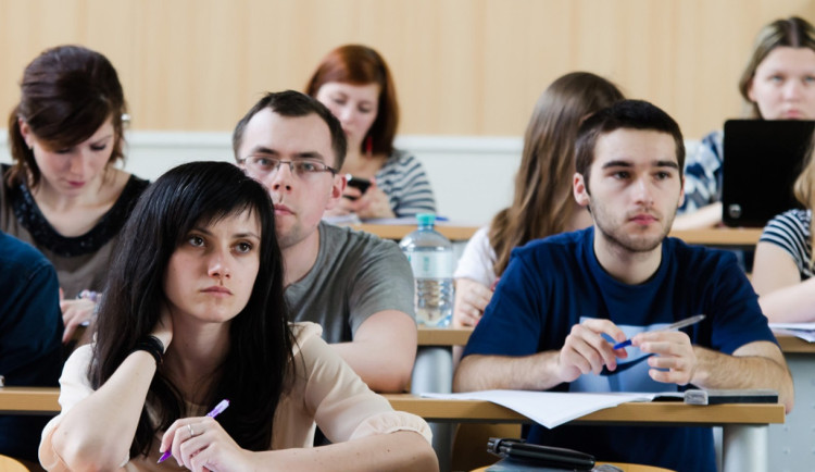 V Jihlavě se otevře pedagogické lyceum, víc míst bude od září i na gymnáziích