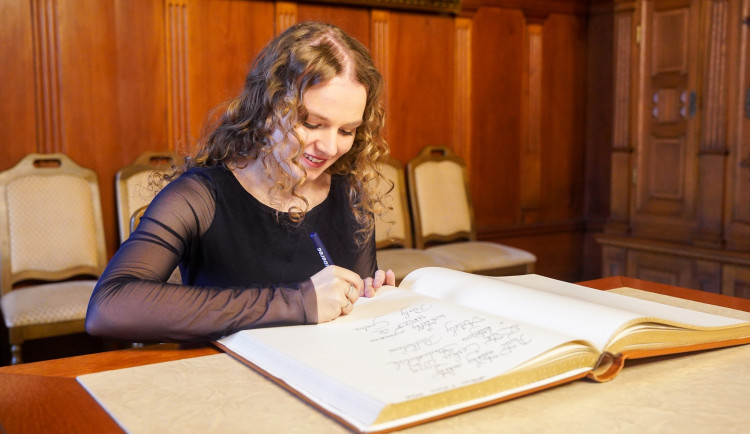 Adéla Podholová z Liberce je Dítě Česka. Uspěla v celostátní anketě UNICEF