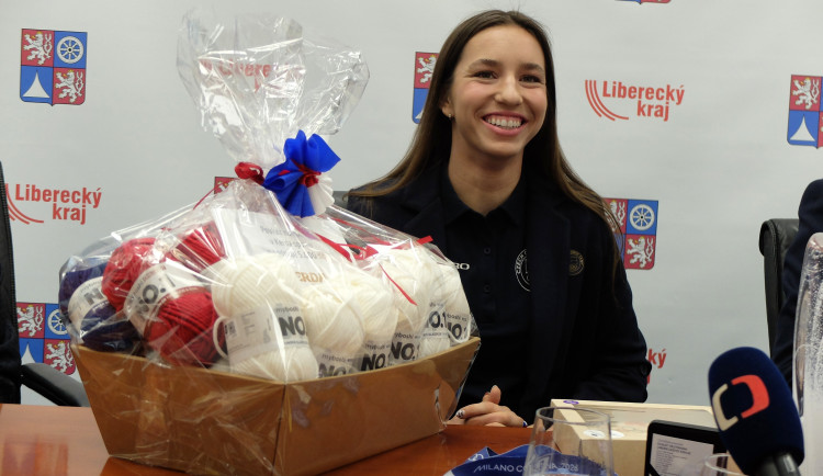 Ta holka snowboard fakt miluje. Olympijská vítězka Zuzana Maděrová je zpátky v Liberci