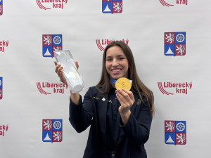 Ta holka snowboard fakt miluje. Olympijská vítězka Zuzana Maděrová je zpátky v Liberci