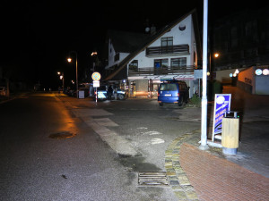 Kamarádi mu nejprve v jízdě zabránili. O chvíli později opilý muž ale řídil a naboural