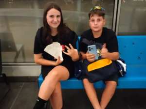 Vrah ze Smržovky jim zabil rodiče. Zajistit budoucnost může Karolíně (17) a Josefovi (14) sbírka