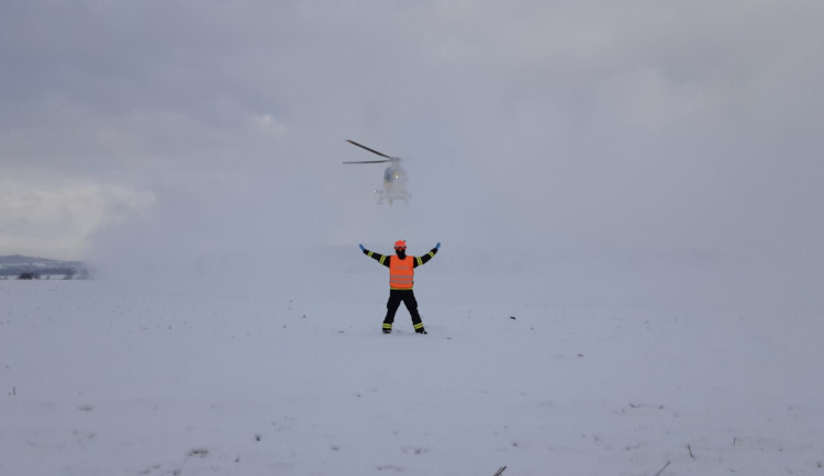 Nákladní auto u Cetkovic srazilo chodce. Muž na místě zemřel