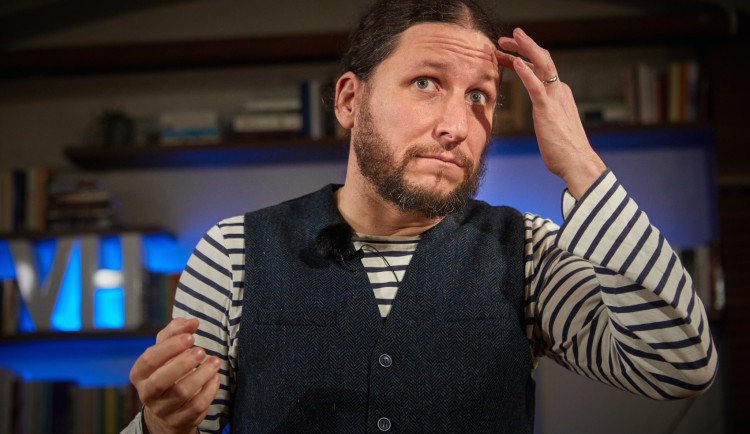 Masaryčka propustila profesora, který měl šikanovat studentky. Foletti vinu odmítá