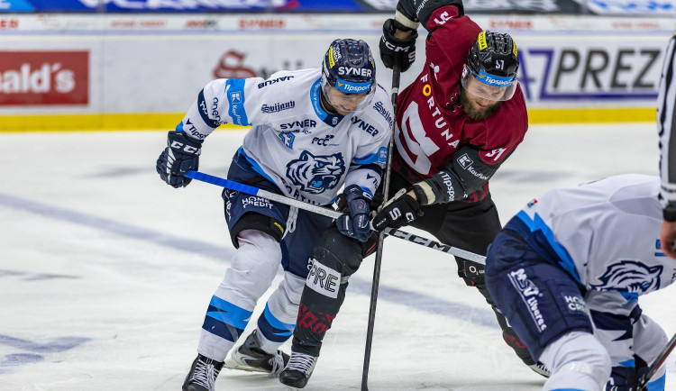 Vyrovnané střetnutí zvládla lépe Sparta. Tygři berou bod za prohru v prodloužení