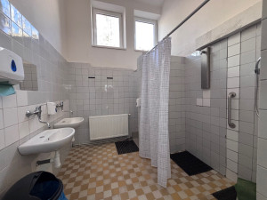 Sprcha, trocha jídla, oblečení a lékařská pomoc. Liberec má nové centrum pomoci bezdomovcům