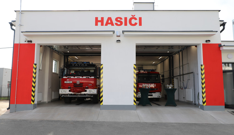 Dobrovolní hasiči z plzeňského Koterova mají zrekonstruovanou zbrojnici