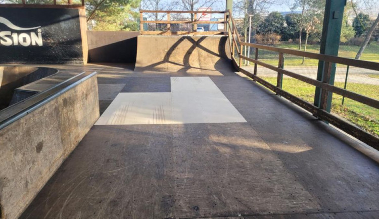 Hradecký skatepark je opravený a ready na další sezónu