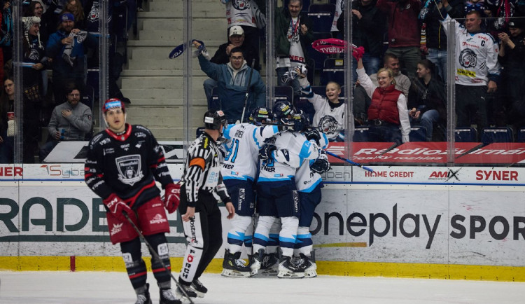 Tygři porazili Hradec 3:0 a postoupí přímo do čtvrtfinále play-off