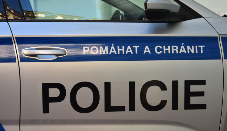 Falešný bankéř a policista připravili ženu z Jindřichohradecka o 2,69 milionu korun