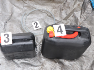 Od benzínek ujížděl bez placení. Policisté muže zadrželi v Hrádku