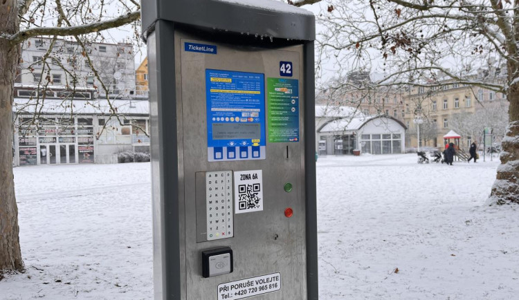 Karlovy Vary rozšíří možnosti platby za parkování o službu, která najde volné místo