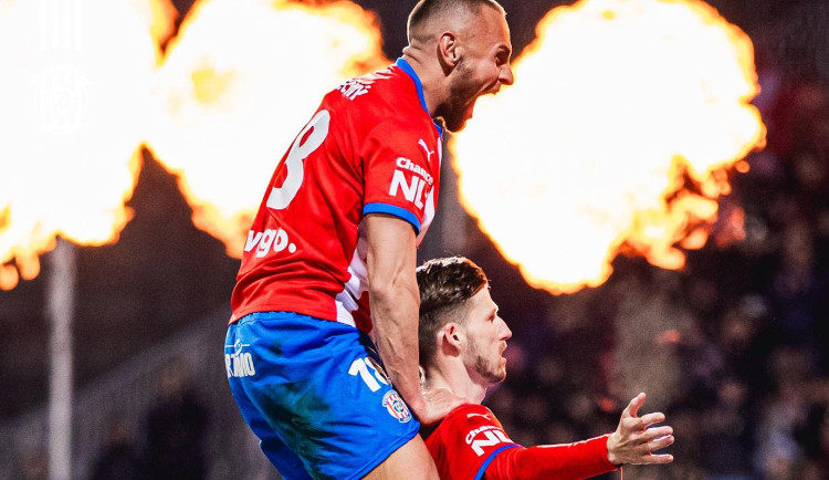 Zbrojovka porazila v brněnském derby v dlouhé přesilovce Artis 2:0