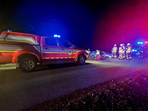 Při nehodě v Hrádku nad Nisou – Dolní Suché byli večer zraněni čtyři lidé