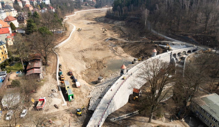 Liberecká přehrada je znovu ve hře. Téměř čtyřletá rekonstrukce končí, začne napouštění