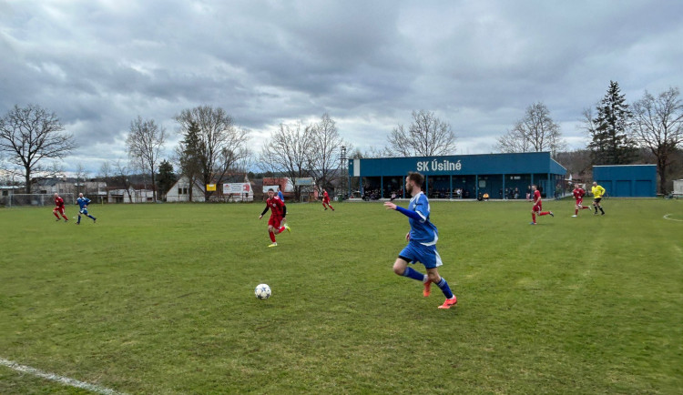 Okresnímu fotbalu dominuje Mokré. Dříteň doma nastřílela sedm branek