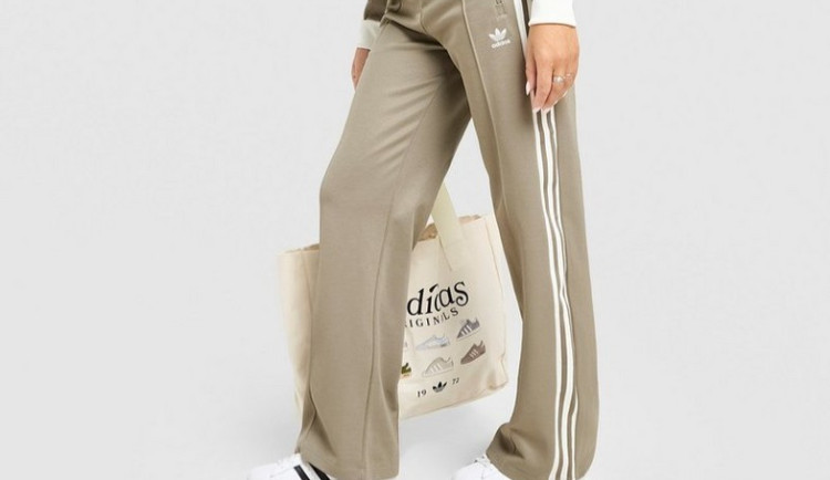 Jarní inspirace od JD Sports. Tyto sneakery změní vaše stylizace