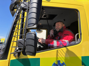 Obr pro mimořádné události. Záchranka má nový nadupaný velkokapacitní vůz