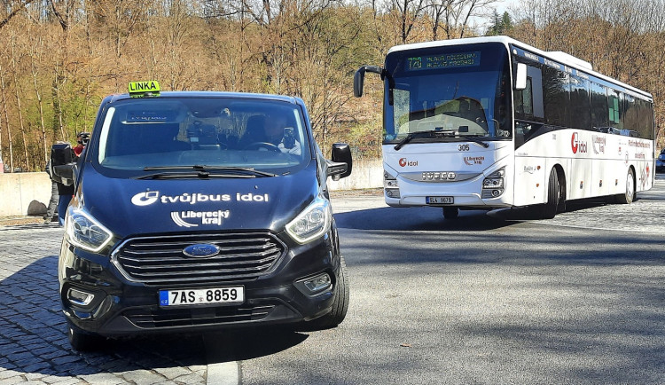 Fenomén poptávková doprava: nejen zachovává, ale i zlepšuje dopravní obslužnost