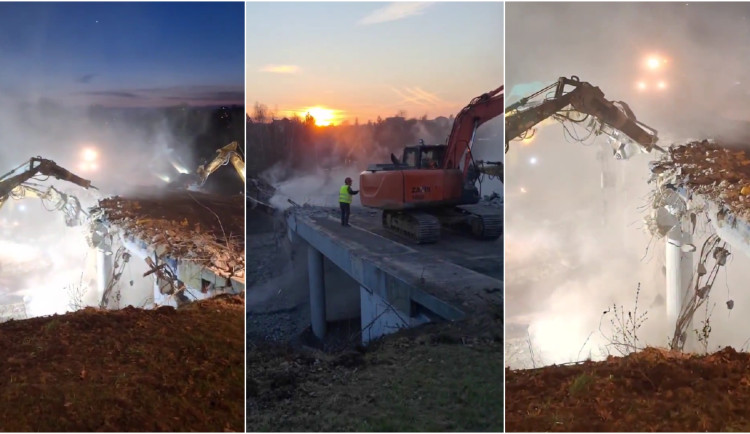 Dělníci zdemolovali most nad hlavním tahem z Liberce na Prahu, tuny suti zrecyklují