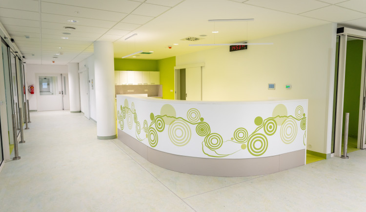 Nový urgent i operační sály. Nemocnice v Rychnově dokončila velkou proměnu