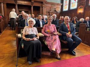 Medaile Liberce pro historičku Kateřinu Portmann. Podobné předání obřadní síň nepamatuje