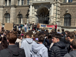 Studenti v Liberci: Veřejnoprávní média nedáme, nechceme jít cestou Slovenska a Maďarska