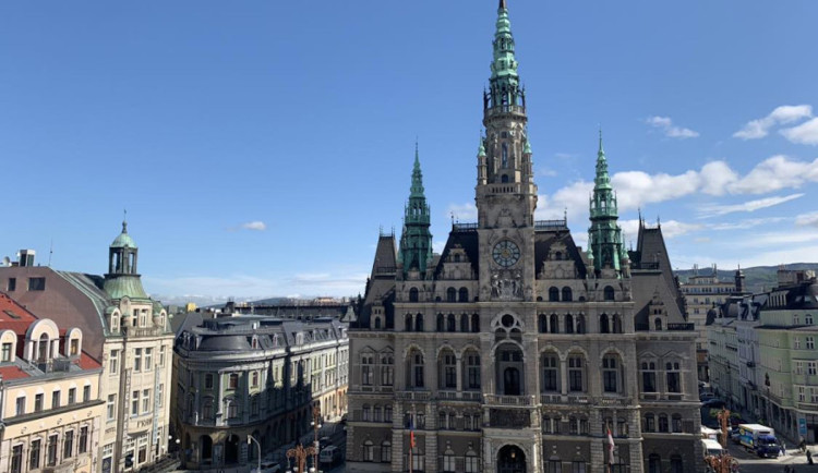 TOP 09 vypověděla v Liberci spolupráci se Starosty, do voleb jde samostatně