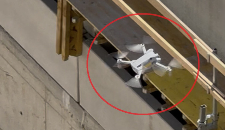 Liberecká záchranka zuří. Dron u heliportu ohrozil život posádky záchranářského vrtulníku i pacienta