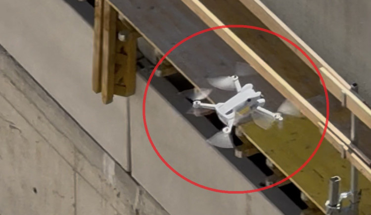 Liberecká záchranka zuří. Dron u heliportu ohrozil život posádky záchranářského vrtulníku i pacienta