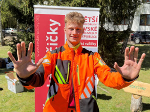 Nejlepším juniorským dřevorubcem republiky je Jan Šejnoha z Frýdlantu. Znovu po roce