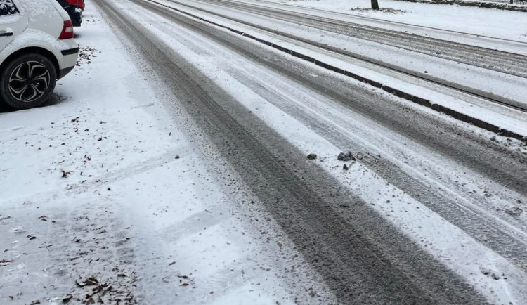 Jižní Čechy se ochladí. Na Šumavě může napadnout sníh, ráno hrozí mrazíky