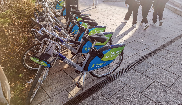Z Litovle do Uničova na sdíleném kole. Obě města dnes společně spouští půjčování bicyklů