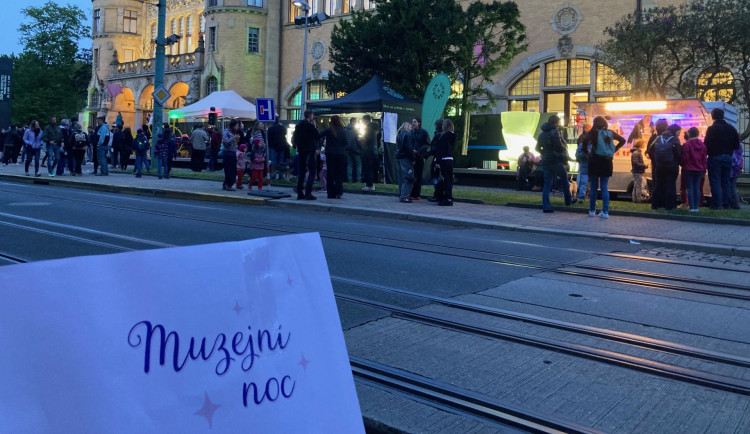 Muzejní noc pod Ještědem už dnes a bude opět velkolepá. Podívejte se, co nabízí