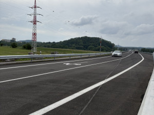 Střední část obchvatu České Lípy je hotová, z města odvede část tranzitní dopravy