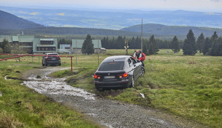 Navedla nás sem navigace. Za vjezd do národního parku padaly pokuty