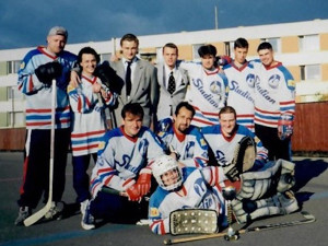 Třicet let hokejbalu v Liberci: Od Glorie po Lišky