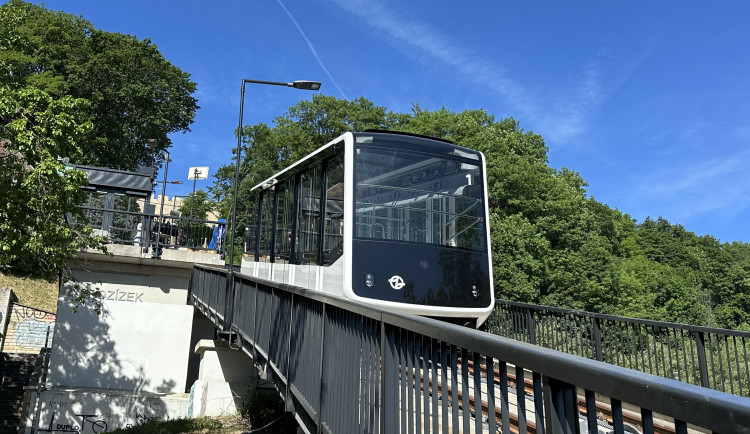 Lanovka na Petřín bude bezbariérová, stanice ale upraví až za čtyři roky