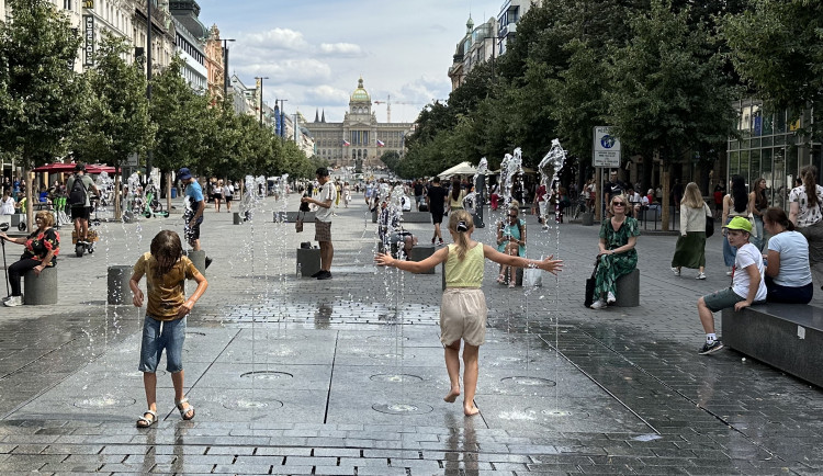 Vedra až 40 stupňů. Prahu čeká rozpálený závěr týdne