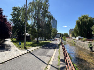 V Liberci začala v dolním centru stavba druhé části náplavky, financuje ji město
