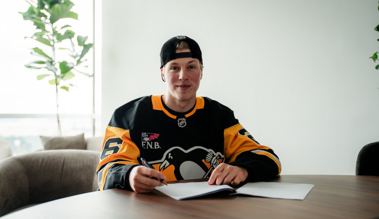 Galvas podepsal kontrakt s Pittsburghem. Sezonu 2026/27 stráví u Tygrů