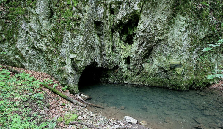 Moravský kras slaví 70 let. Správci chtějí turisty nalákat i mimo nejznámější místa
