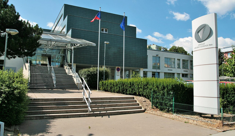 Přibývá podnětů od dětí. Ombudsman upozornil na dlouhodobé nedostatky v jejich ochraně