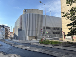 Liberecká nemocnice bude moci v tomto týdnu znovu otevřít svůj parkovací dům