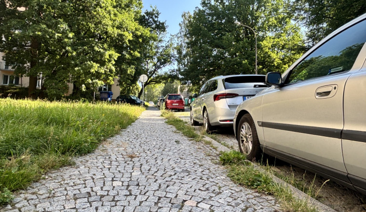 Liberec si nechá zpracovat další analýzu a návrh koncepce parkování po městě