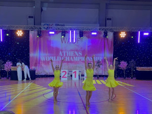 Zlatá tečka za sezónou. Taneční škola ILMA zářila na mistrovství ČR i světa