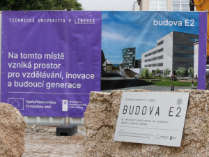 V Liberci začala stavba budovy za půl miliardy. Přestěhuje se sem fakulta i knihovna